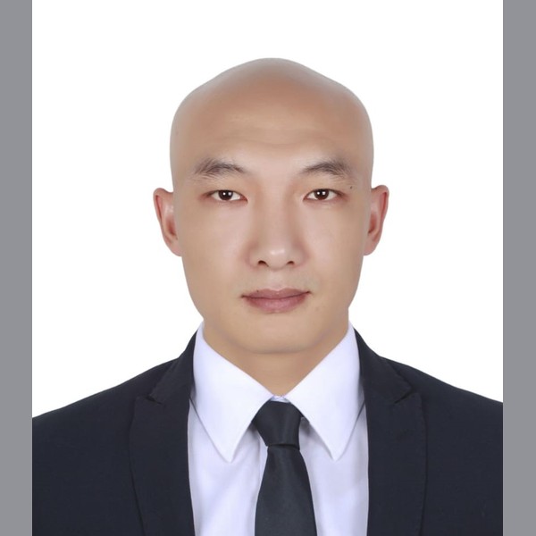 Hailiang Xu