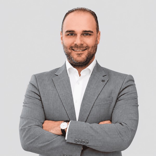 Sinan Takla