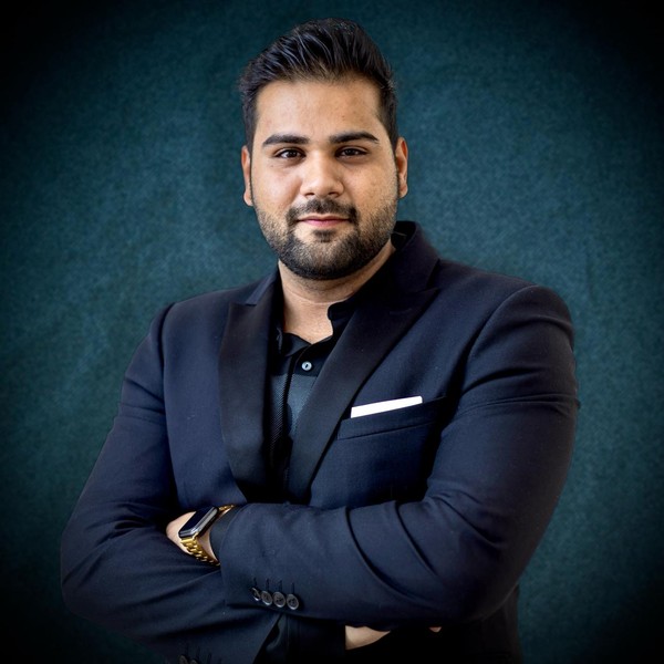 Akshay Asija Dharmendra Asija